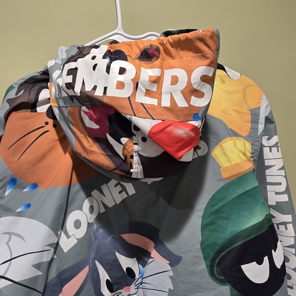 Members Only Multicolor Looney Tunes Windbreaker Jacket Size Medium - Picture 8 of 10
